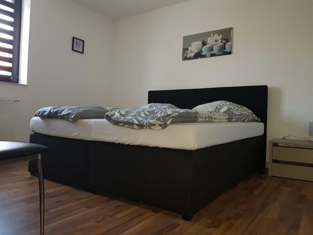 Ferienhaus Ixheim Bitscher Str.70 تْسفايبرُكن المظهر الخارجي الصورة