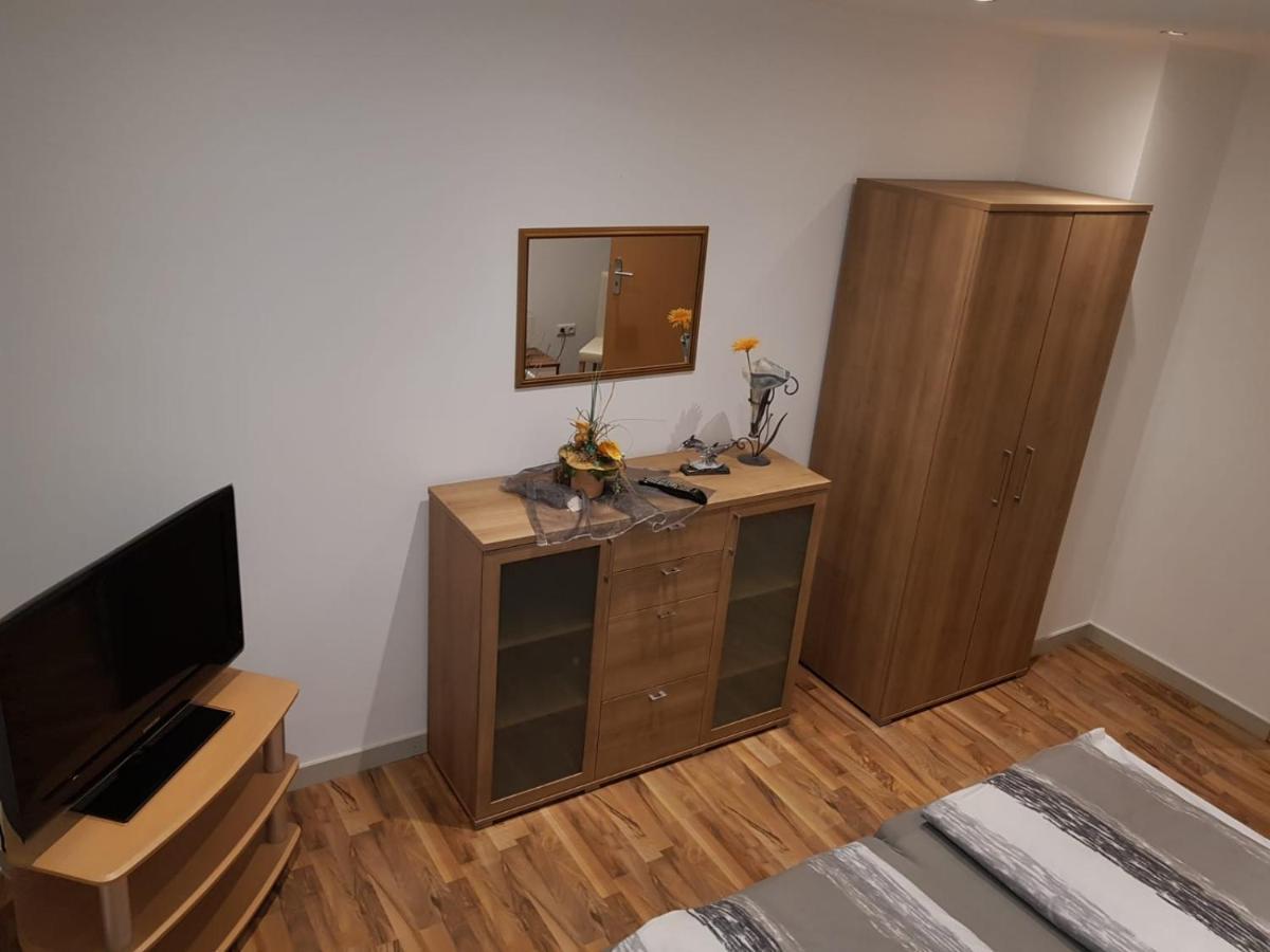 Ferienhaus Ixheim Bitscher Str.70 تْسفايبرُكن المظهر الخارجي الصورة